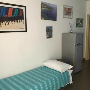 zkontrolujte dostupnost